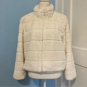 Marc New York Andrew Marc White Faux Fur Jacket Fully Line Pockets Women’s M